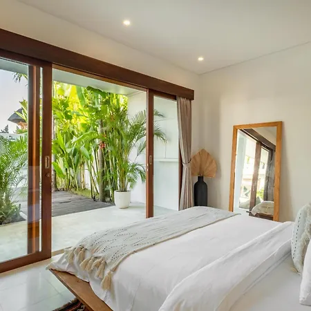 Blue Door Villa, Central Canggu
